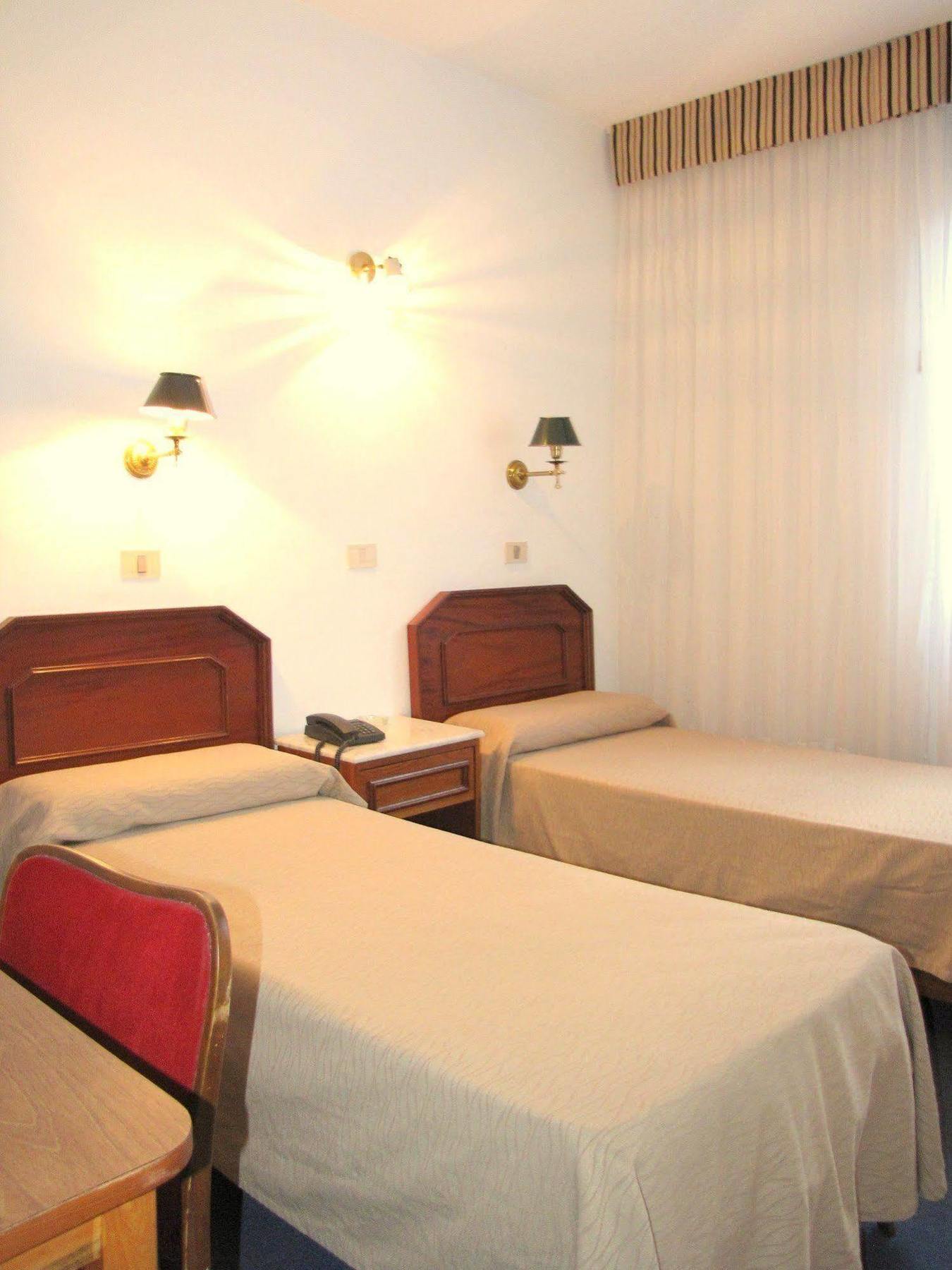 Hotel Tres Sargentos Buenos Aires Zewnętrze zdjęcie