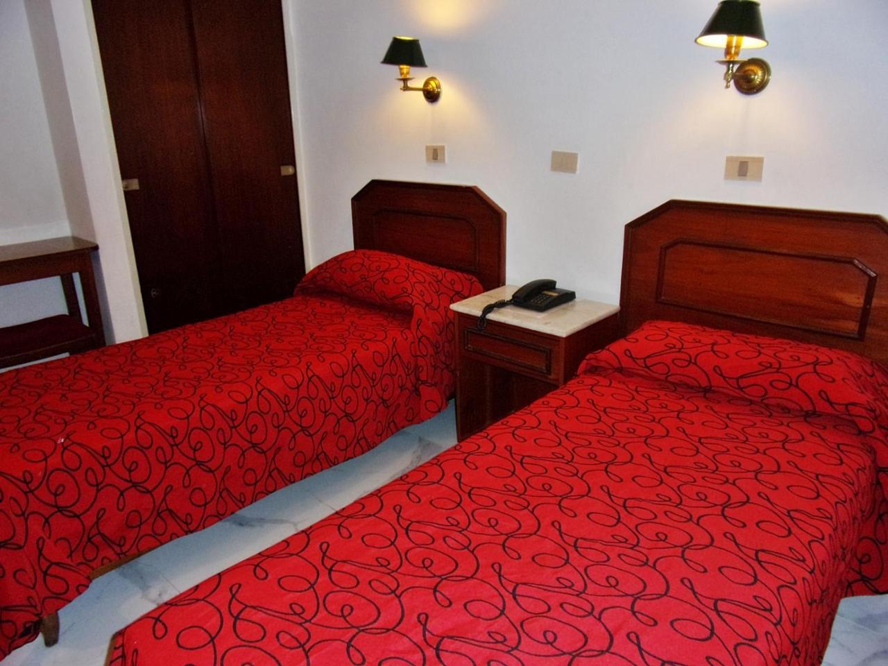 Hotel Tres Sargentos Buenos Aires Zewnętrze zdjęcie